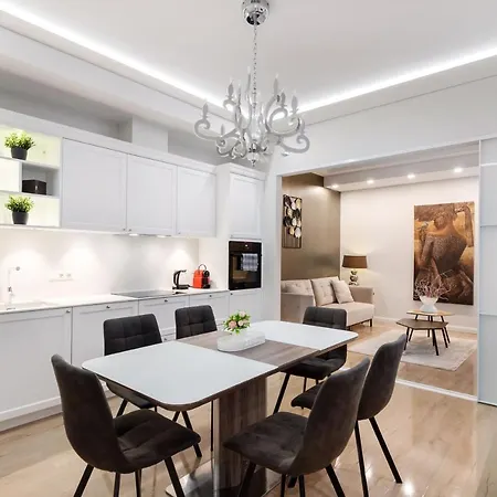 Prestigious 2 Bedr Ap In Old Town By Reside Baltic Apartment Vilnius