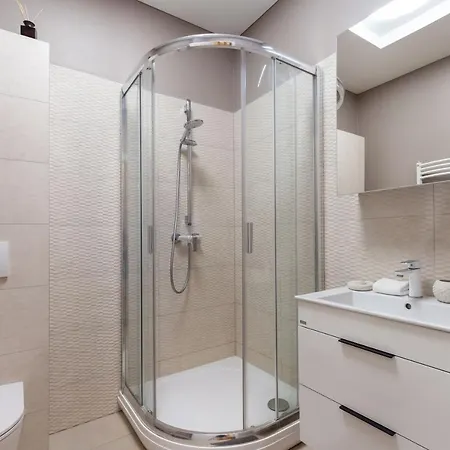 Prestigious 2 Bedr Ap In Old Town By Reside Baltic Vilnius